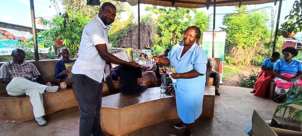 Digital Players Set Gatekeepers To Disseminate Fp Information