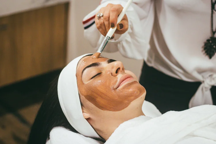 Face Treatments Insta-Sheen Facial
