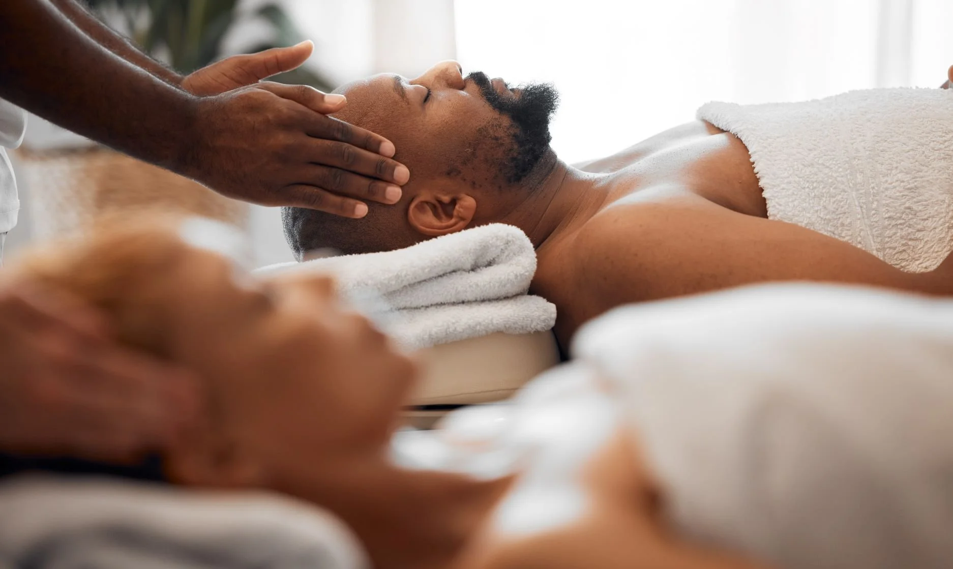 Blog 10 Benefits of Couples Massage