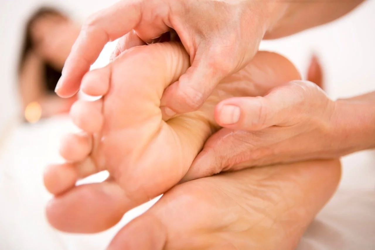 Foot Massage Pressure Points - feetpressurepointsformassage